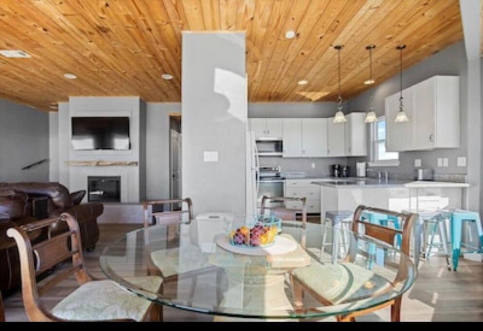 Stunning Beachfront 3 Bedroom Home, Coralmoonbeach Bolivar Peninsula ภายนอก รูปภาพ