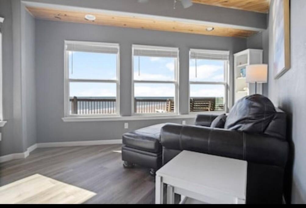 Stunning Beachfront 3 Bedroom Home, Coralmoonbeach Bolivar Peninsula ภายนอก รูปภาพ