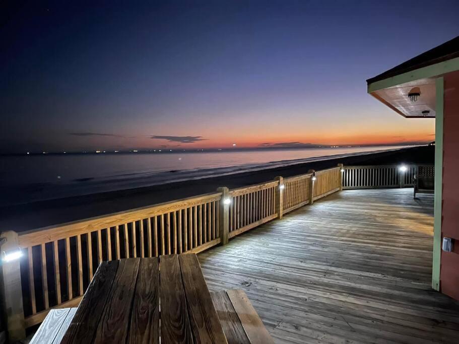 Stunning Beachfront 3 Bedroom Home, Coralmoonbeach Bolivar Peninsula ภายนอก รูปภาพ